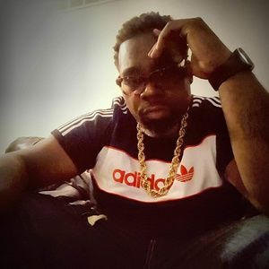 Meet your Posher, Chuck